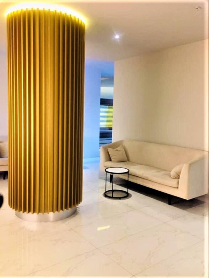 Sea Side Aparthotel In Orbi Complex Batoumi Extérieur photo