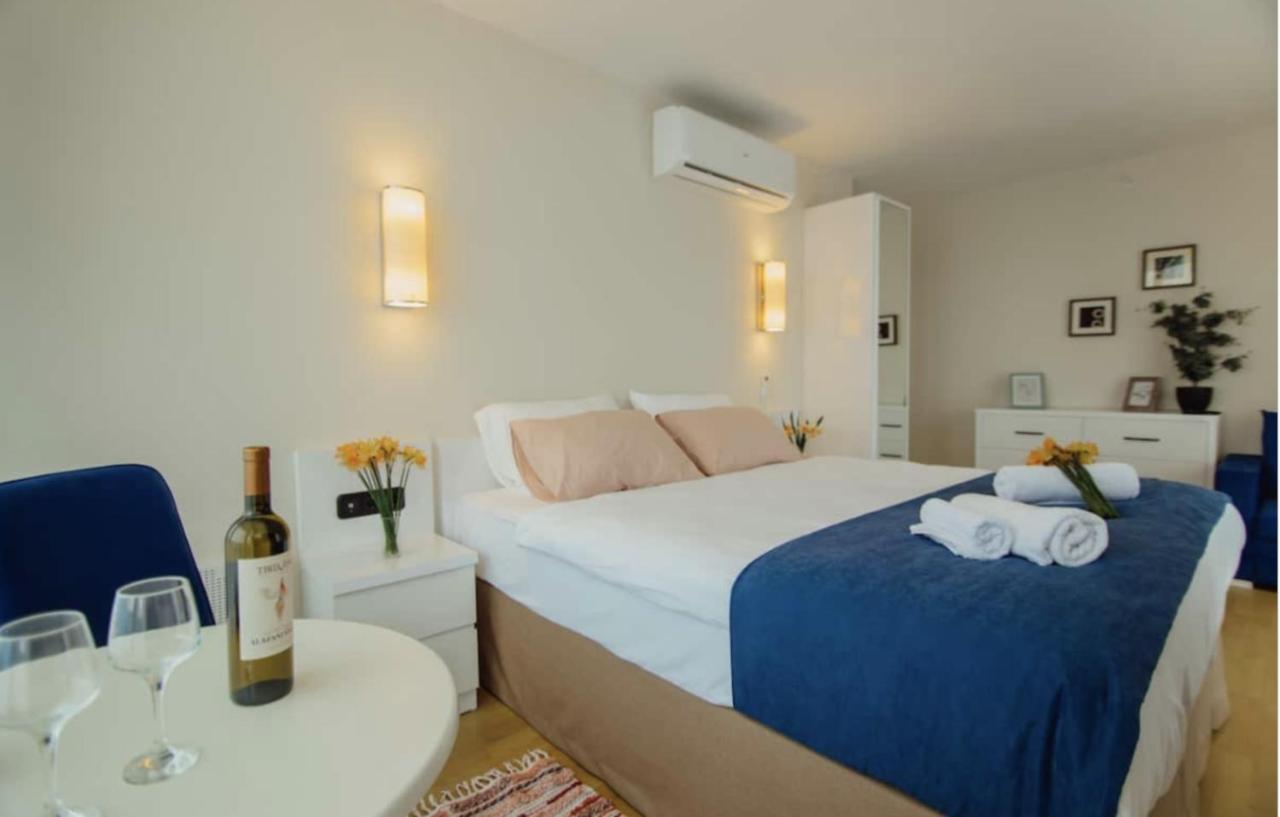 Sea Side Aparthotel In Orbi Complex Batoumi Extérieur photo