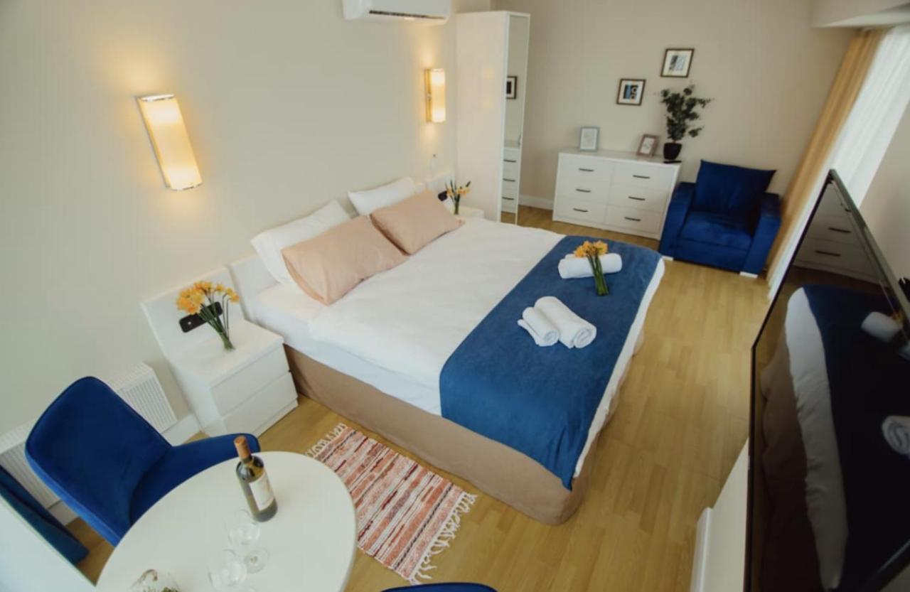 Sea Side Aparthotel In Orbi Complex Batoumi Extérieur photo